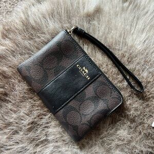 Coach Signature Black and Brown Wristlet